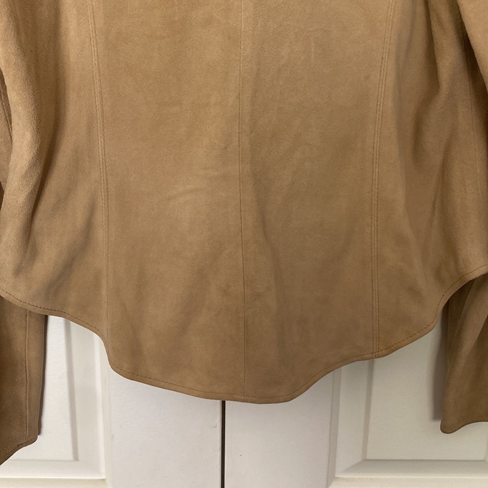 Be “leather” Size Large button down - Picture 5 of 7
